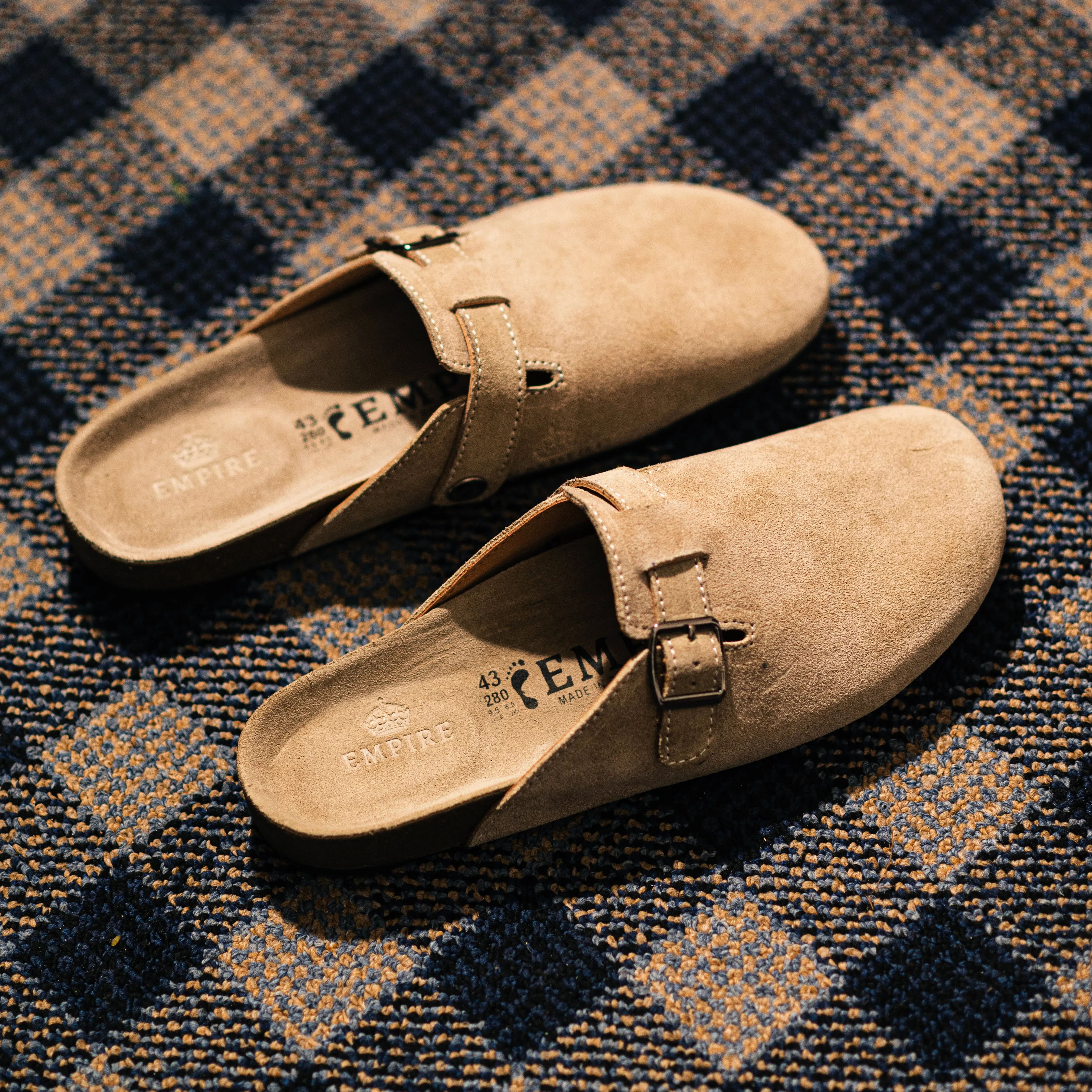 Boston Clogs Suede (2025)