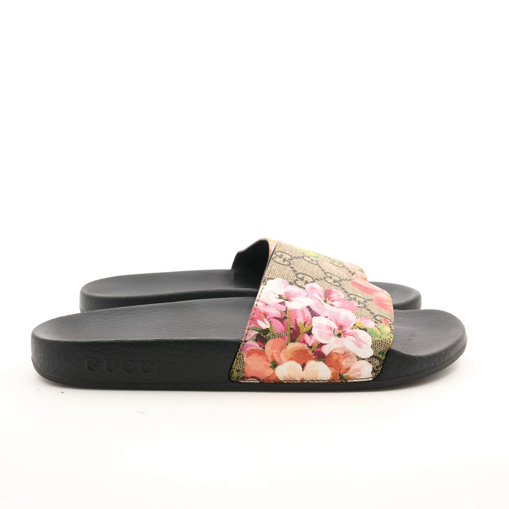 Gucci GG Supreme Blooms Slide 39