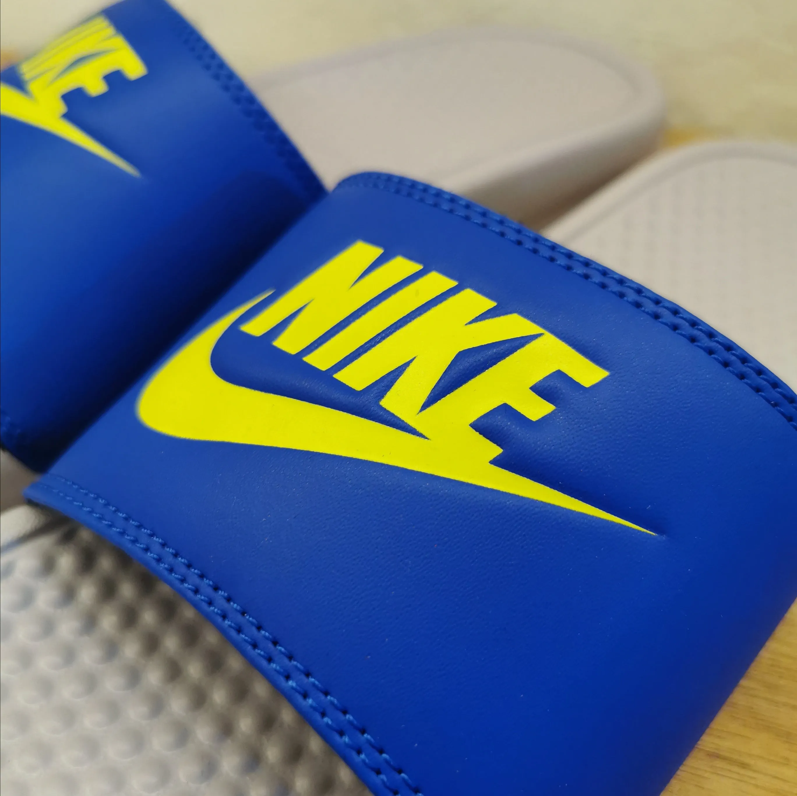Men's Nike Benassi JDI Slides (Sky Grey/Bright Cactus/Hyper Royal)(343880-029)