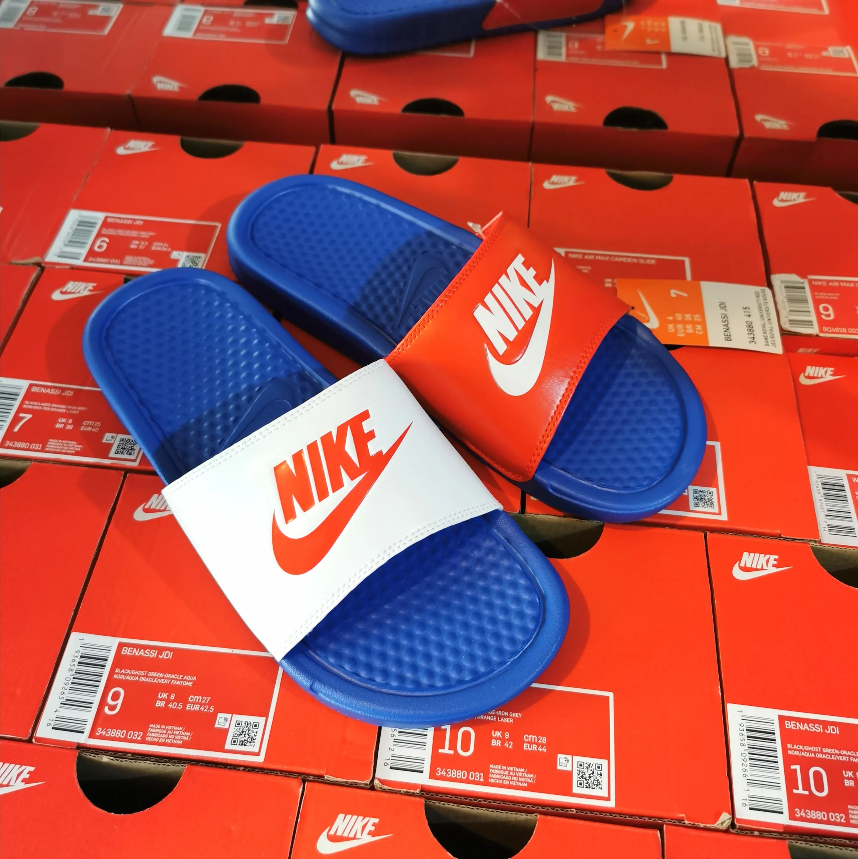 Nike Benassi JDI Mismatch Slides (Game Royal/White/University Red)(343880-415)
