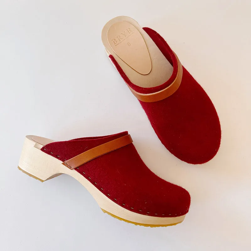 Toastie felt clog (MTO)