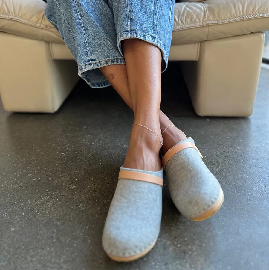 Toastie felt clog (MTO)