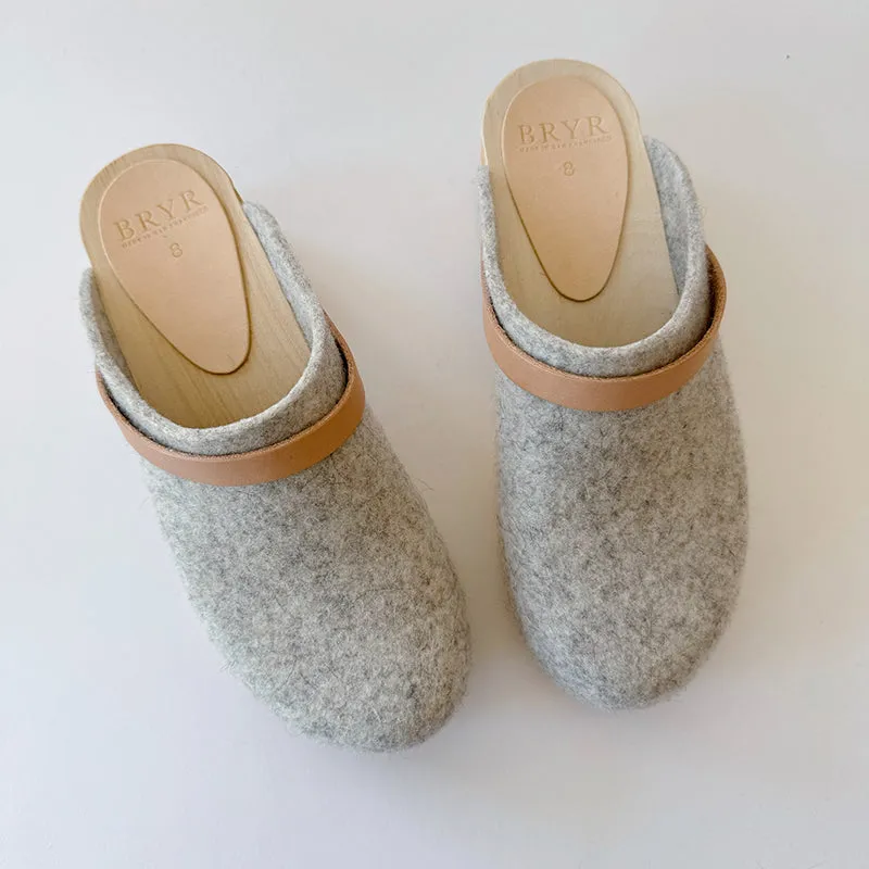 Toastie felt clog (MTO)