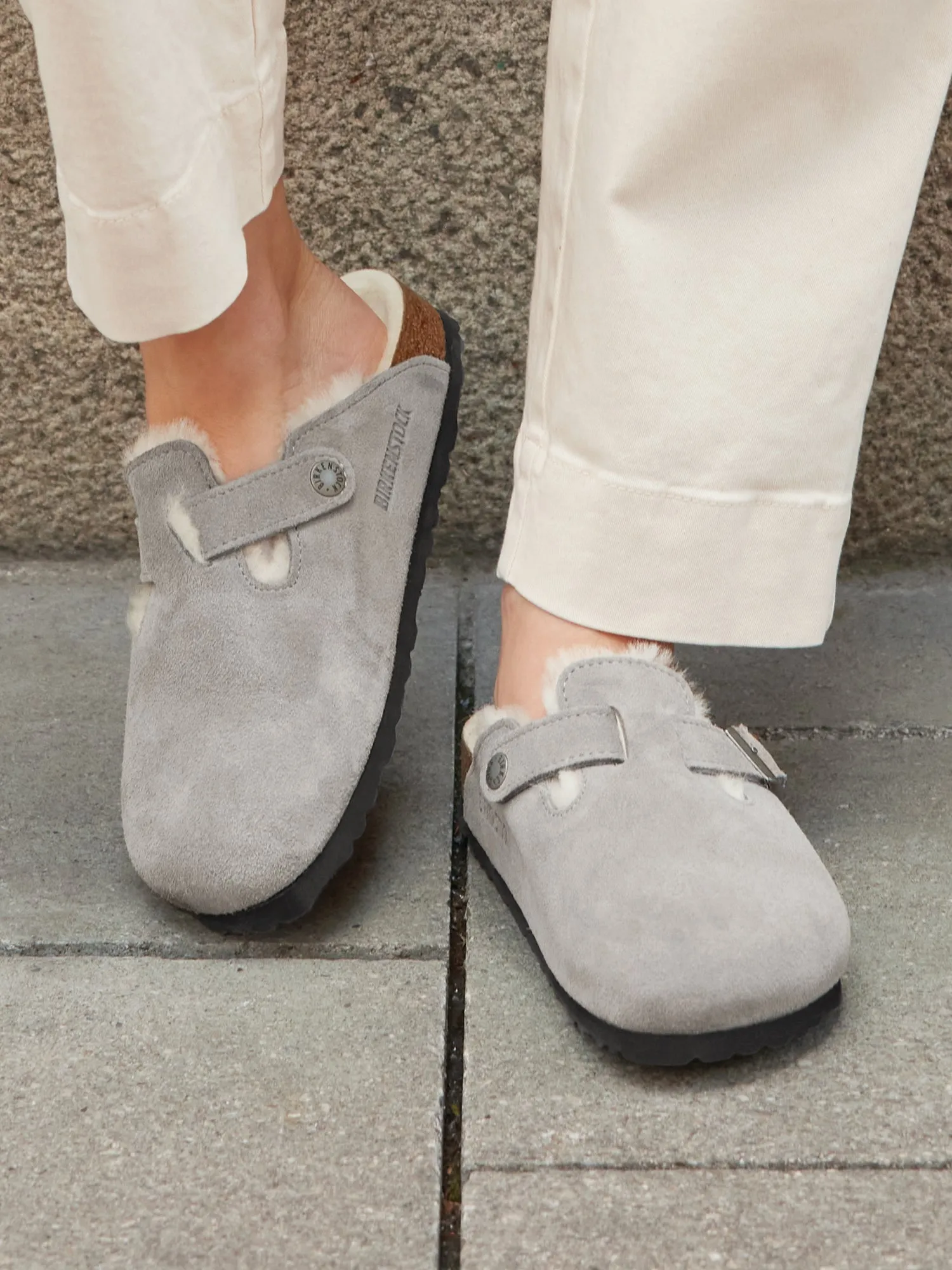 WOMENS BIRKENSTOCK BOSTON SHEARLING CLOGS