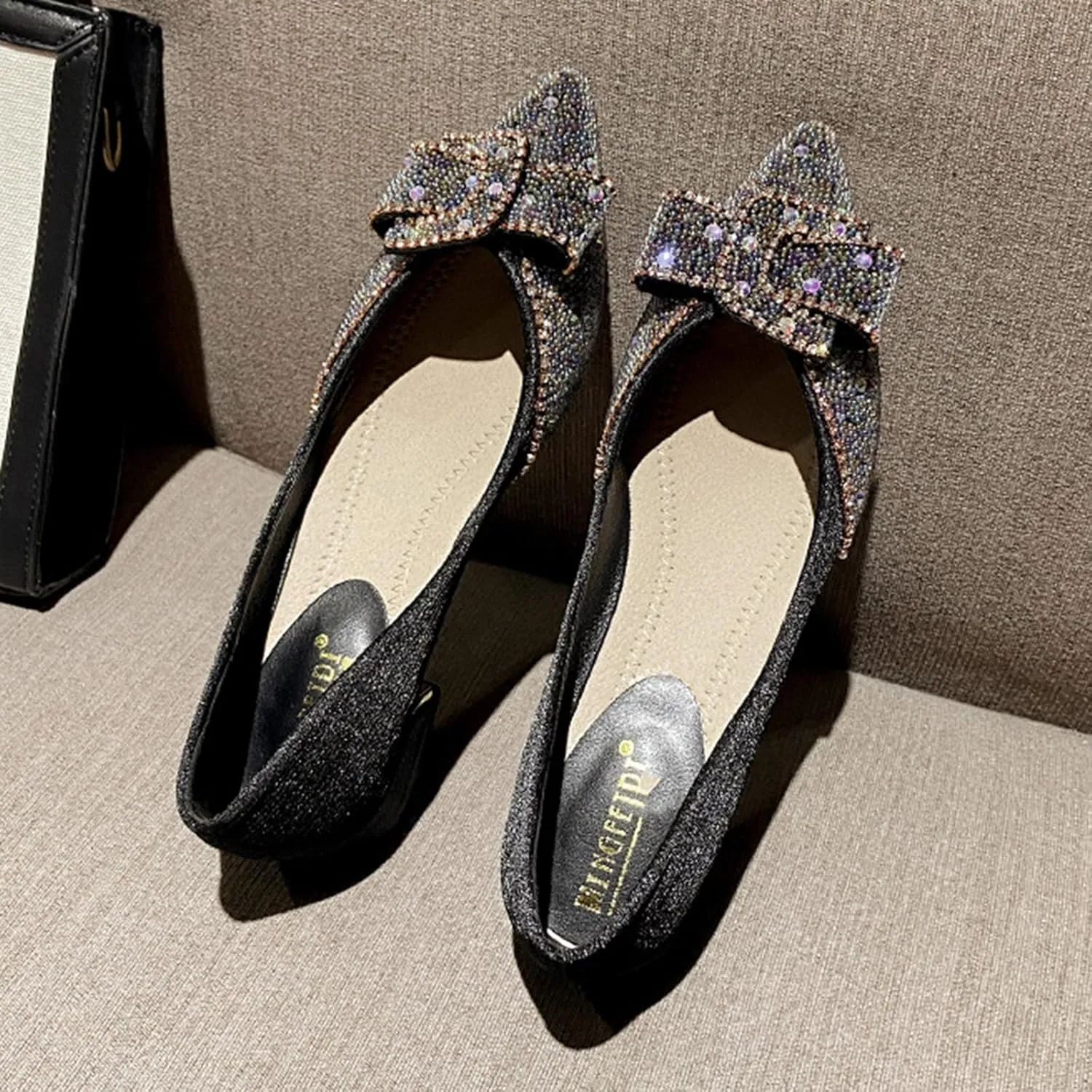 Women's Rhinestone Chunky Low Heel Pumps with Cute Bowknot Fashion Classic Glittering Pointed Toe Slip On Work Pumps Loafers Wedding Party Business Dress Shoes